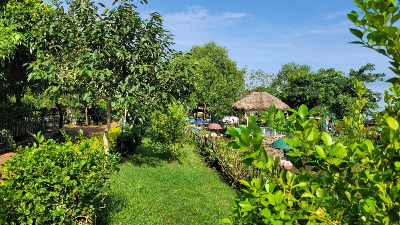 Panchobon Art Resort Shanti Niketan Exterior photo